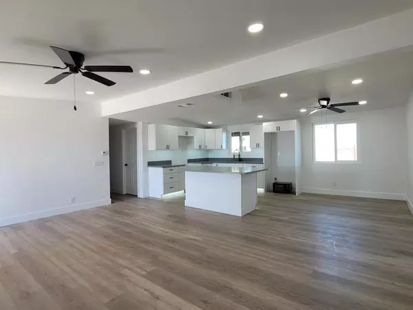 Thermal, CA 92274,1362 Brentwood AVE