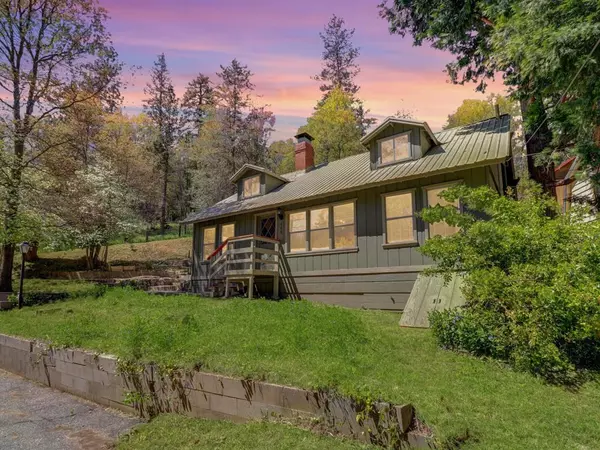 Crestline, CA 92325,488 Hunt LN