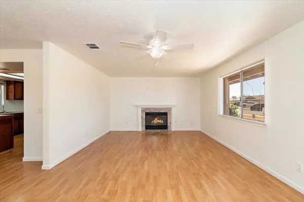 Apple Valley, CA 92308,13495 Nicola RD