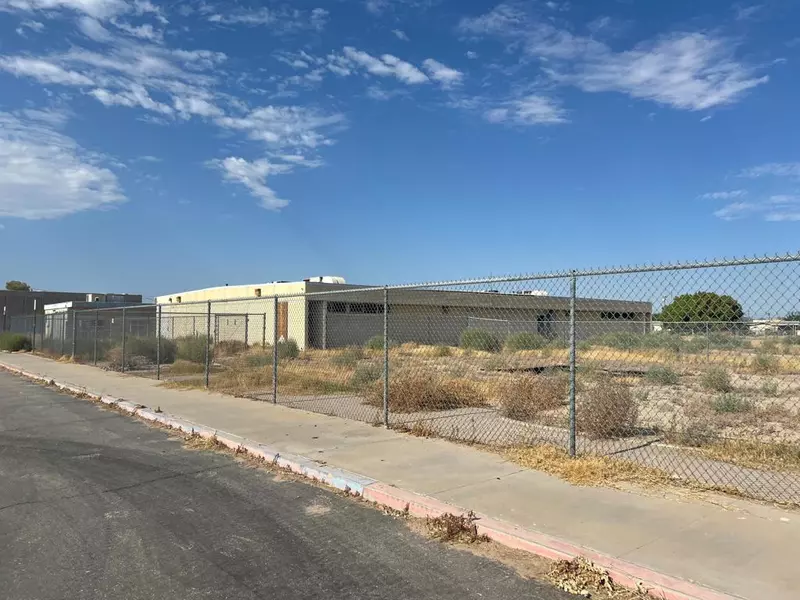 401 3rd ST, Blythe, CA 92225