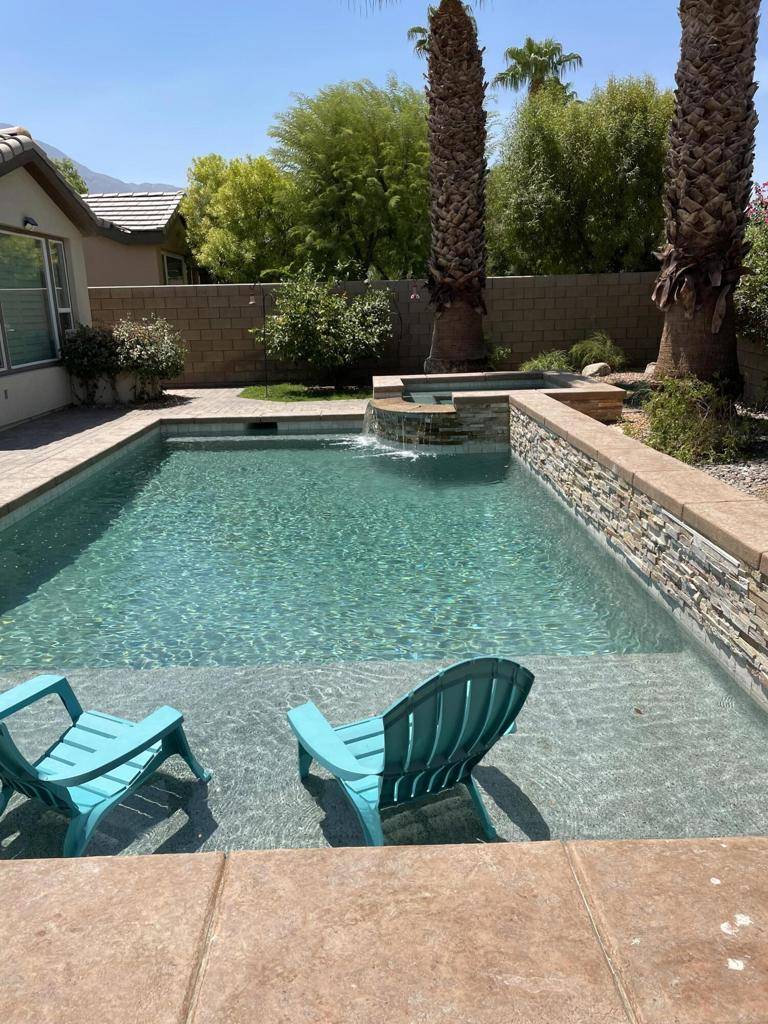 La Quinta, CA 92253,60880 Azul CT
