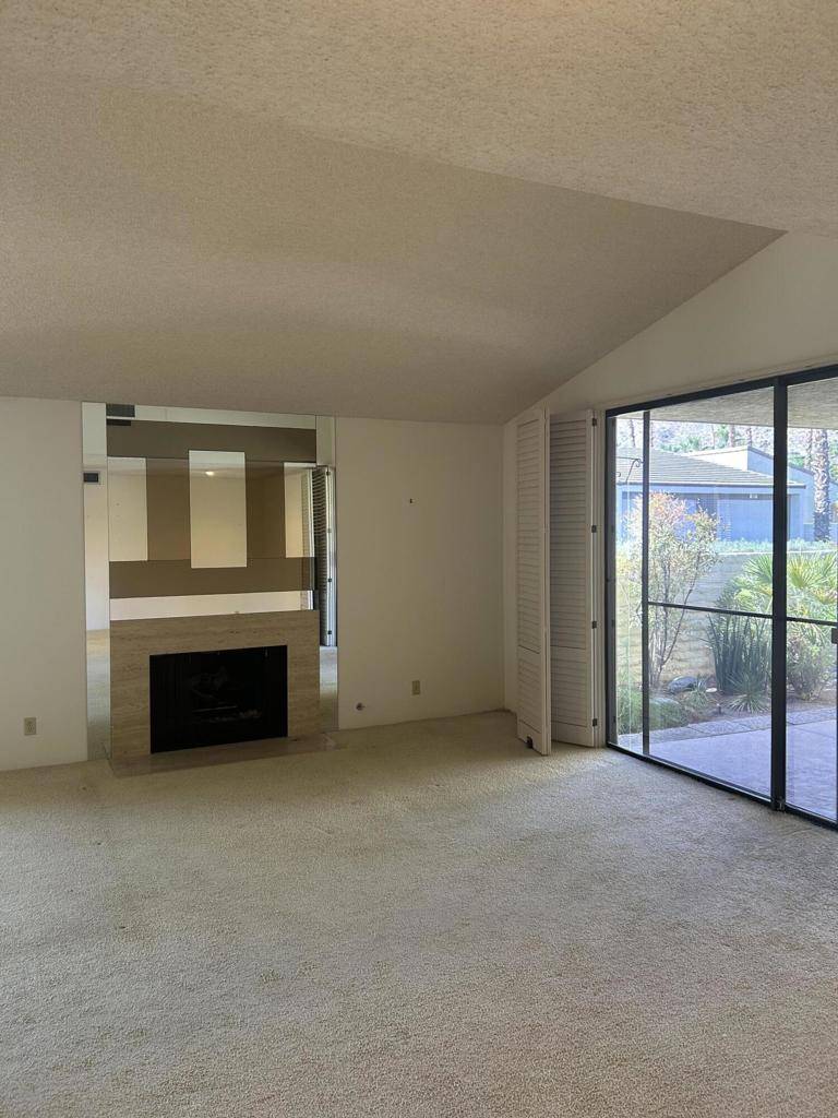 Palm Springs, CA 92264,2111 S Calle Palo Fierro
