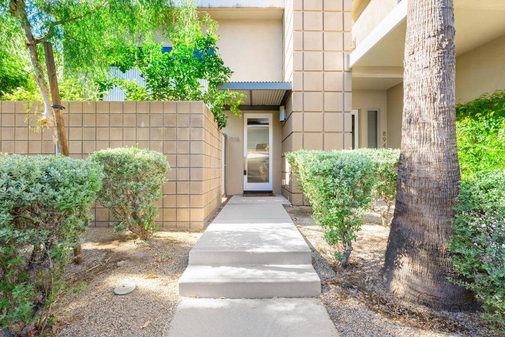 906 Oceo CIR S,  Palm Springs,  CA 92264