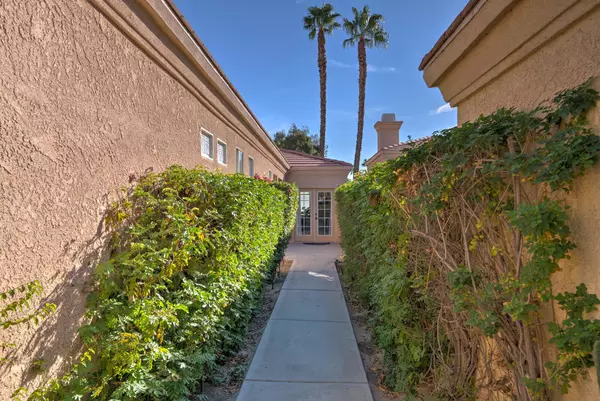 Cathedral City, CA 92234,29576 Sandy CT