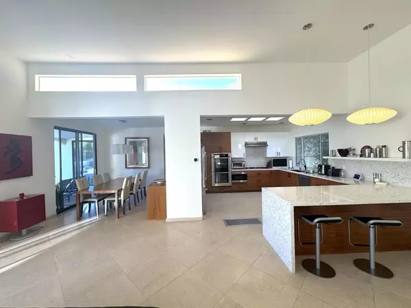 Palm Desert, CA 92260,72771 Skyward WAY