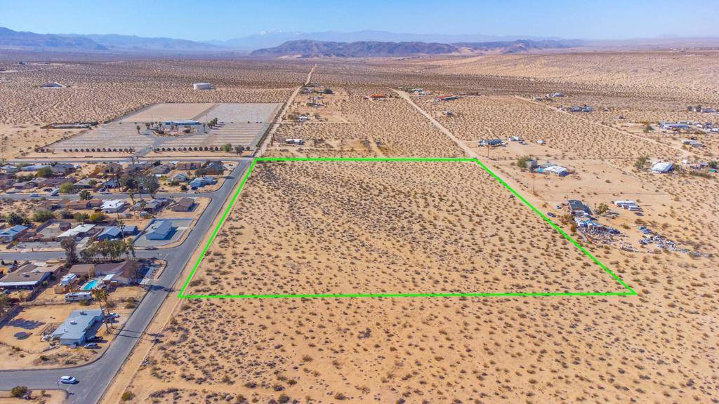 29 Palms, CA 92277,0 Samarkand DR