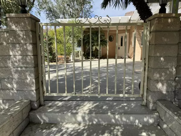 Thousand Palms, CA 92276,34685 Stage DR