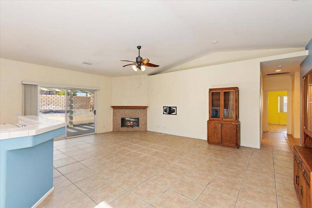 Indio, CA 92201,43855 Reclinata WAY