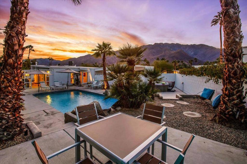 Palm Springs, CA 92262,2154 George DR