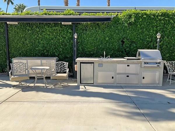 Indio, CA 92201,80394 Avenue 48 #415