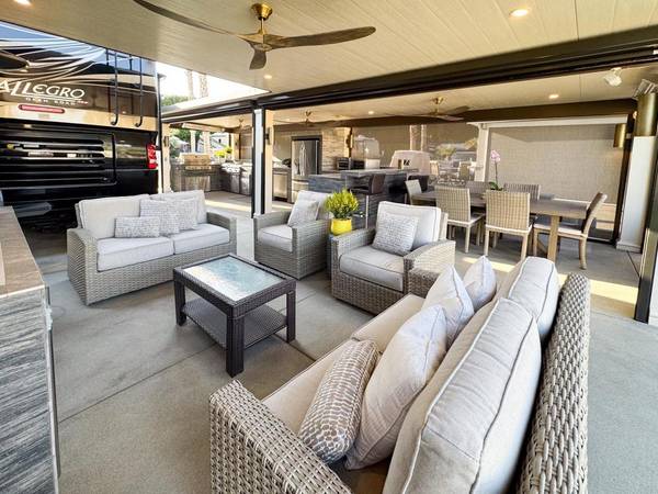 Indio, CA 92201,80394 Avenue 48 #176
