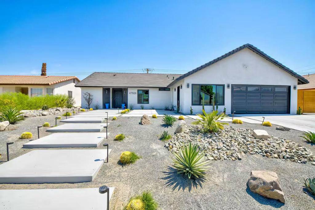 47926 Sunflower ST, Indio, CA 92201