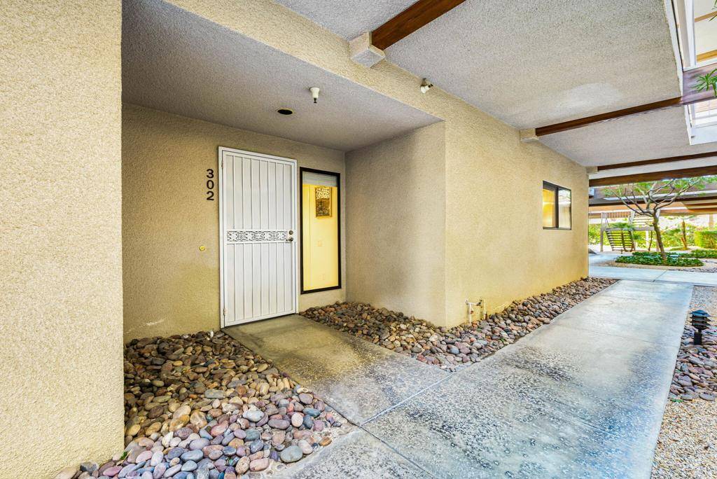 Palm Springs, CA 92262,255 S Avenida Caballeros #302