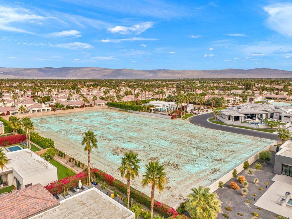 La Quinta, CA 92253,57645 Valley LN