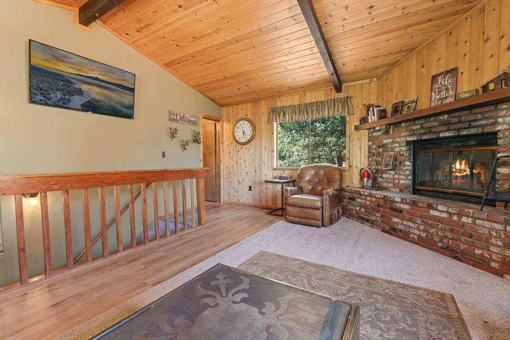 CA 92314,1217 Minton DR