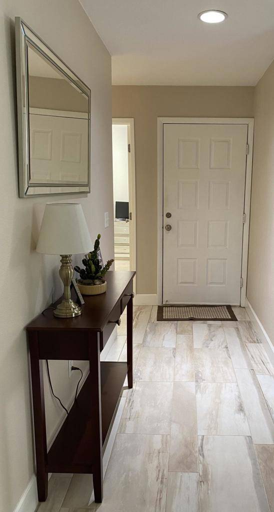 Palm Desert, CA 92260,130 Willow Lake DR
