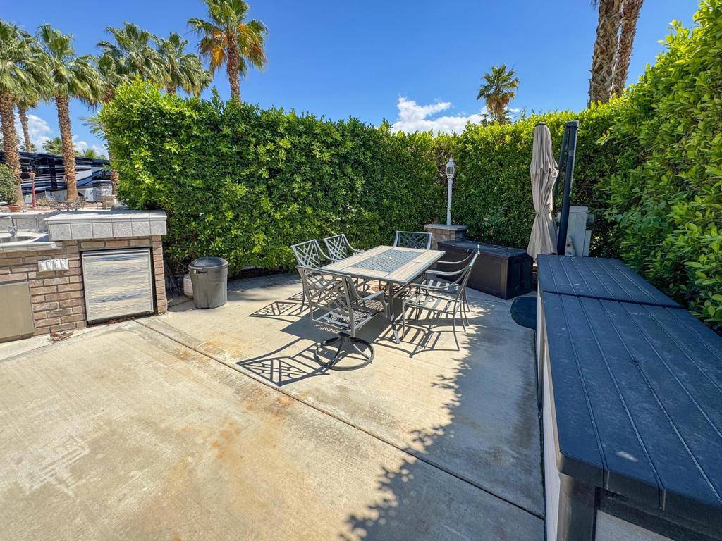 Indio, CA 92201,80394 Avenue 48 #157