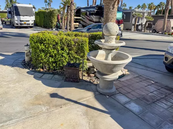 Indio, CA 92201,80394 Avenue 48 #138