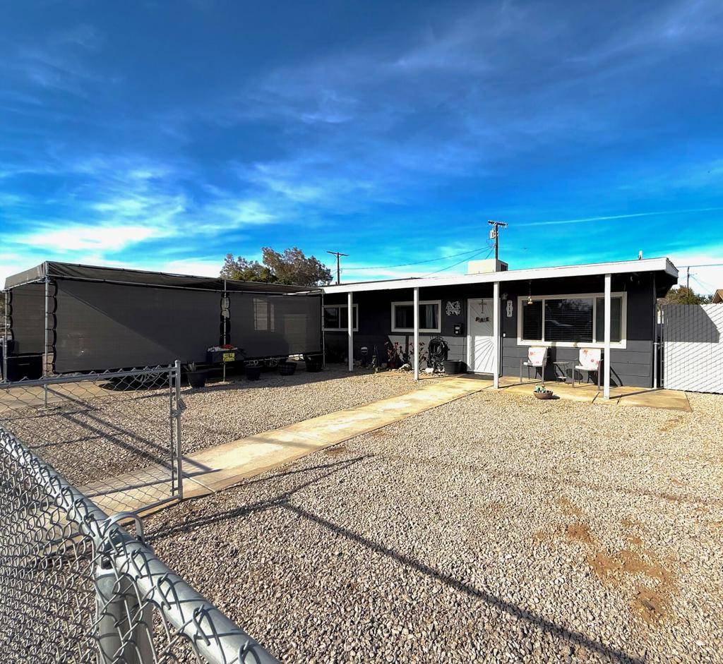 Blythe, CA 92225,713 W Chanslor WAY