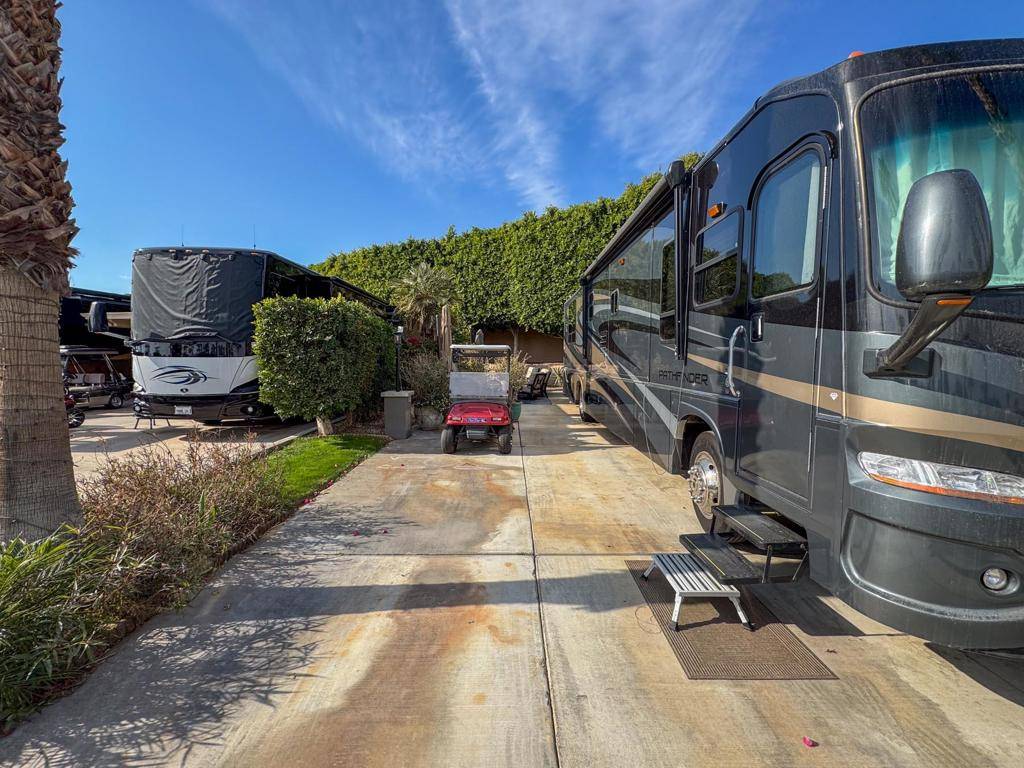 Indio, CA 92201,80394 Avenue 48 #155