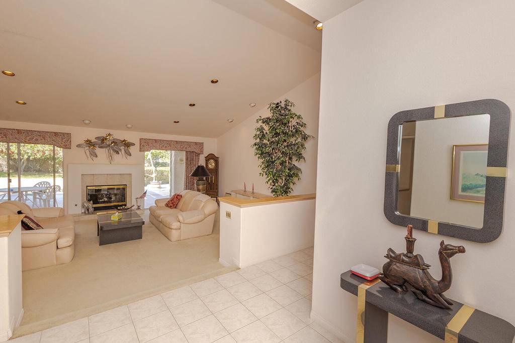Palm Desert, CA 92211,75952 Kimberly LN