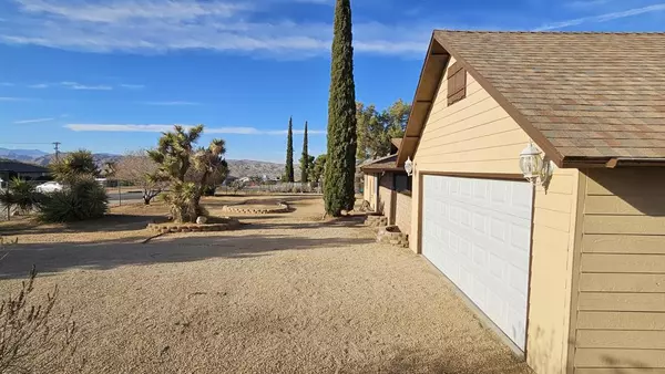 Yucca Valley, CA 92284,8199 Palomar AVE