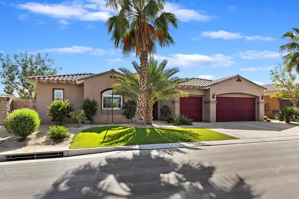 La Quinta, CA 92253,81706 Ricochet WAY