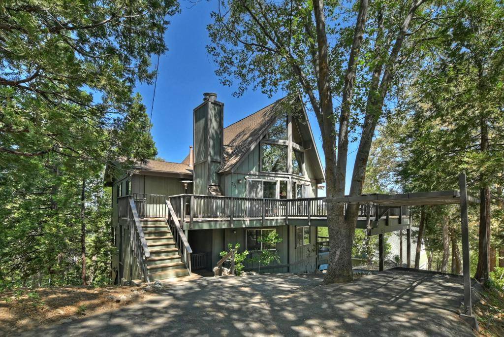 Lake Arrowhead, CA 92352,273 Shasta DR