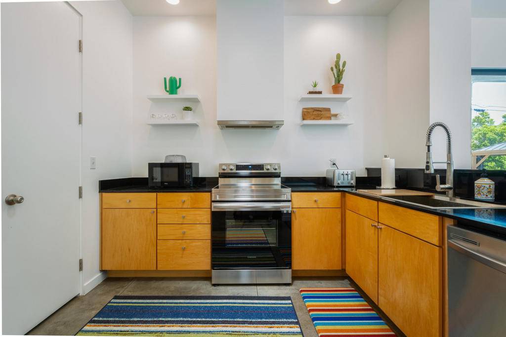 Desert Hot Springs, CA 92241,67668 El Sombrero LN