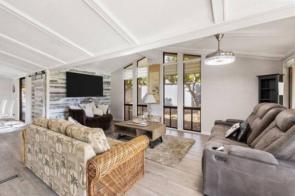 Palm Desert, CA 92260,73450 Country Club Dr. #176