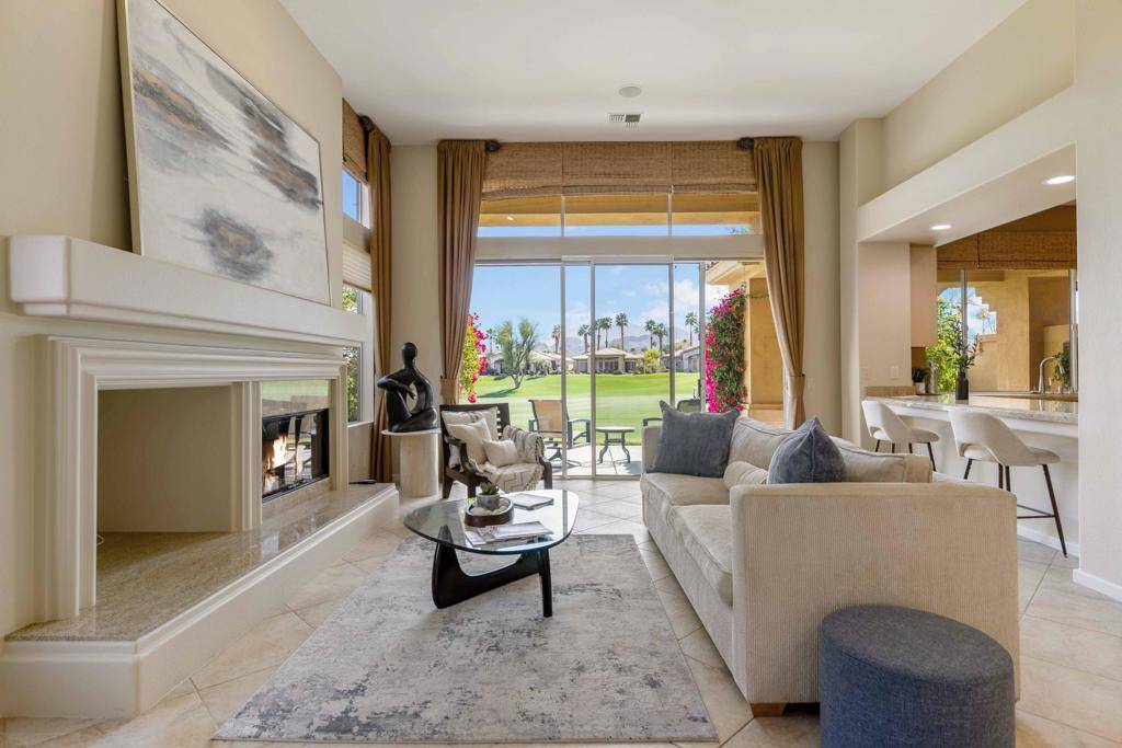 437 Desert Holly DR, Palm Desert, CA 92211