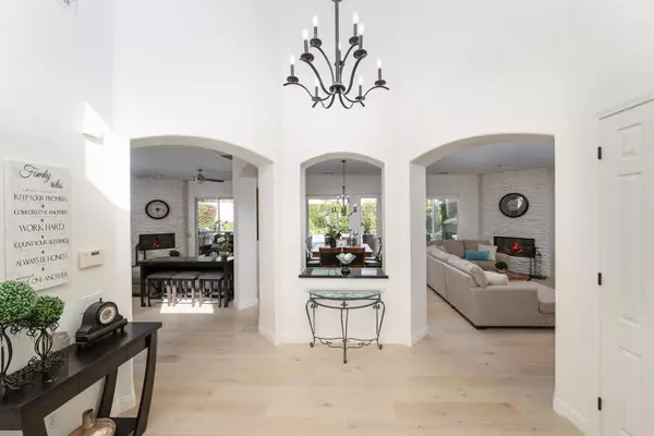 Rancho Mirage, CA 92270,16 Trafalgar