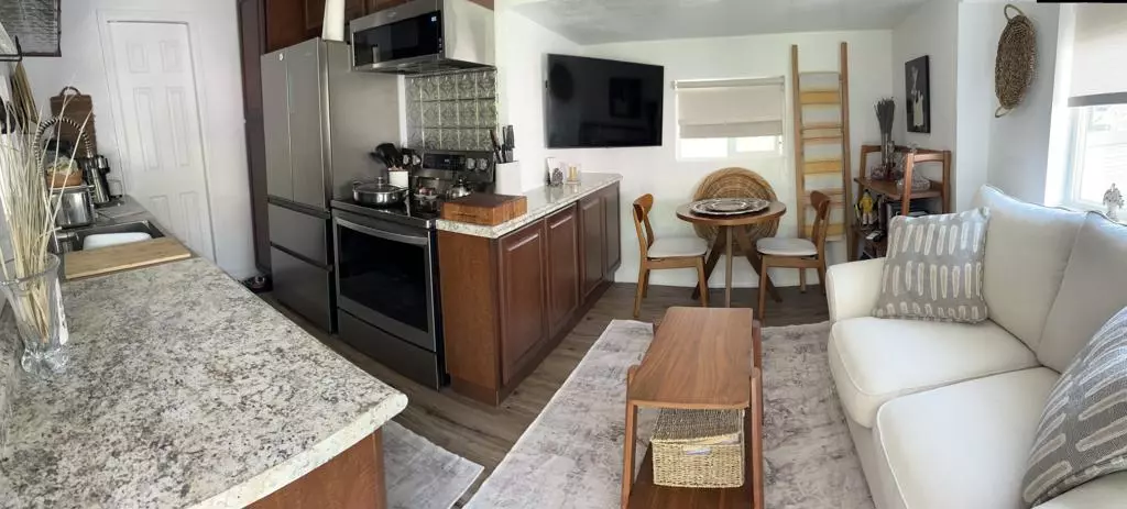 Palm Desert, CA 92260,34 Country Club DR