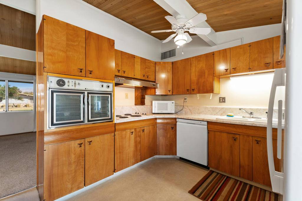 Indio, CA 92201,83091 Tourmaline AVE