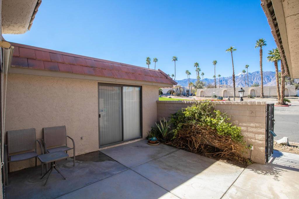 Cathedral City, CA 92234,68262 Paseo Real