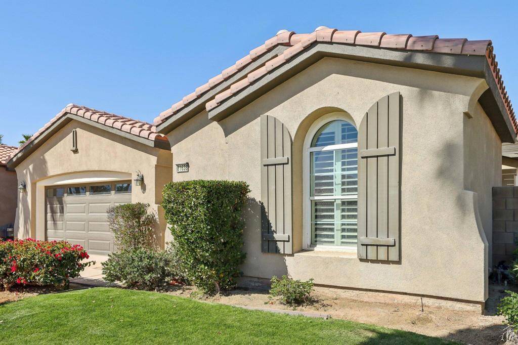 La Quinta, CA 92253,81638 Prism DR