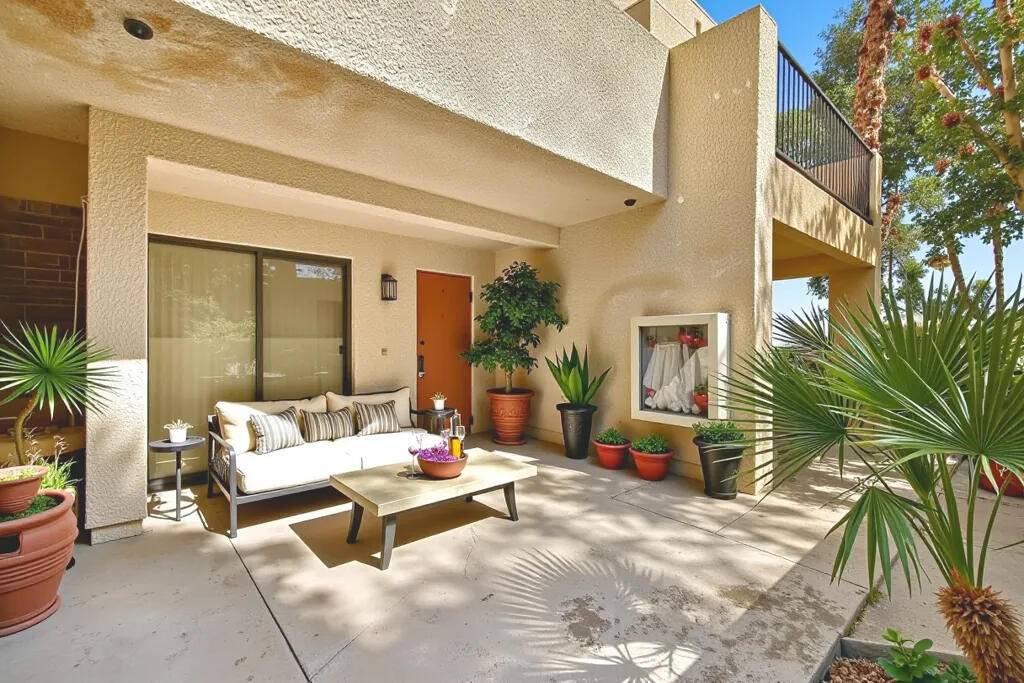 Palm Springs, CA 92262,200 E Racquet Club RD #23