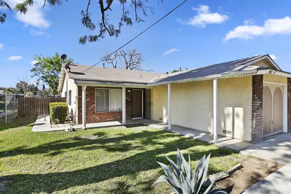 Riverside, CA 92503,Address not disclosed