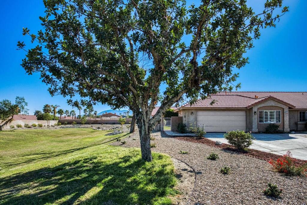 La Quinta, CA 92253,79725 Iris CT