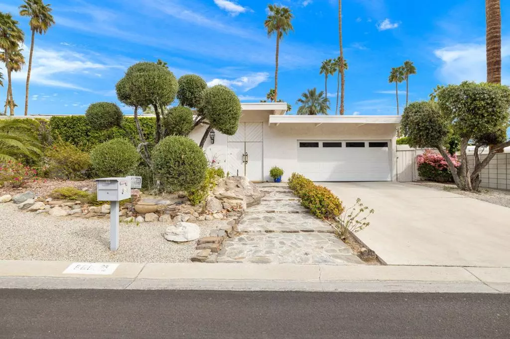 Palm Springs, CA 92262,968 N Fairview CIR