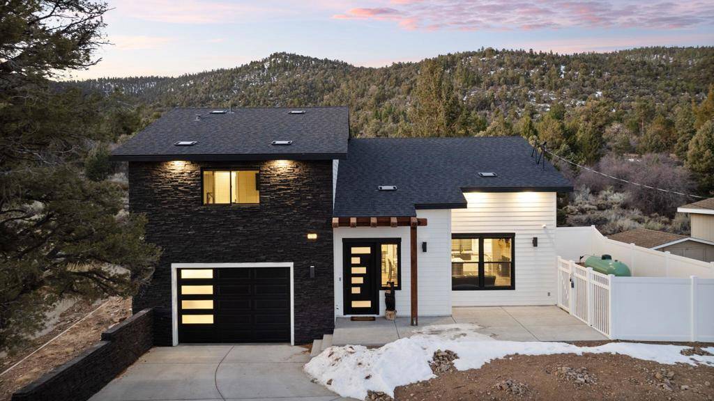 Big Bear, CA 92314,47145 Skyview DR