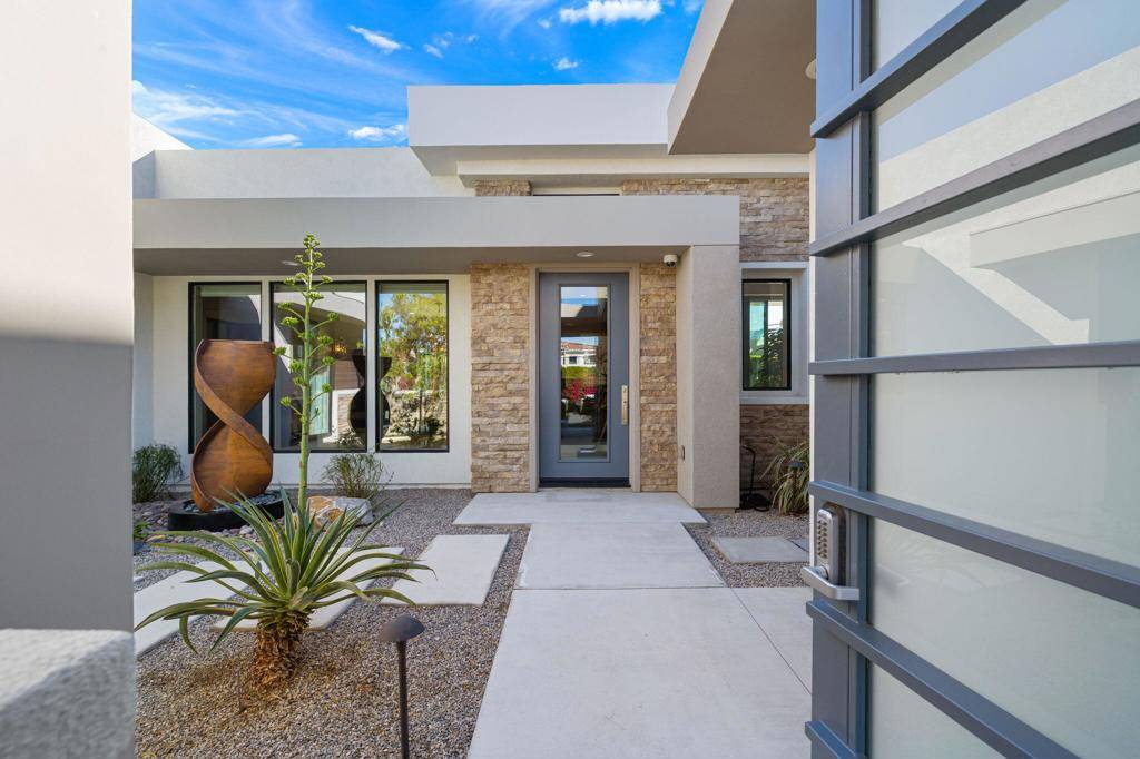 Rancho Mirage, CA 92270,21 Emerald CT