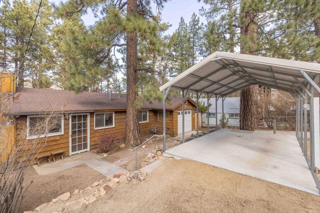 Big Bear, CA 92314,437 Barrett WAY