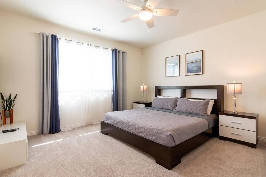 Indio, CA 92203,43784 Riunione PL