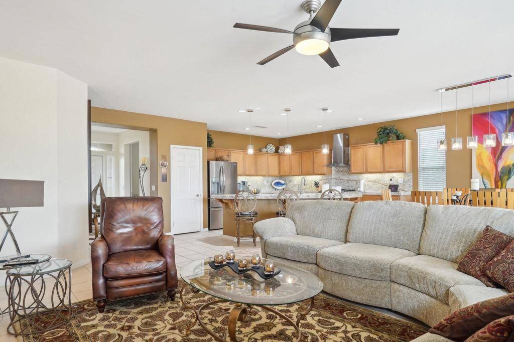 La Quinta, CA 92253,60790 Fire Barrel DR