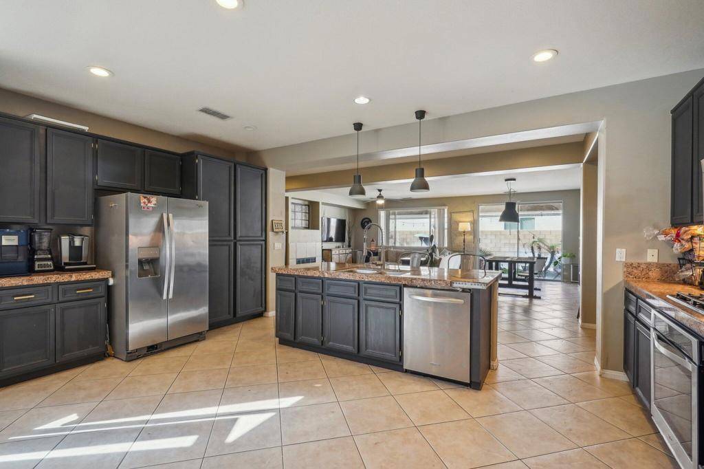Indio, CA 92203,83930 Bridges CT
