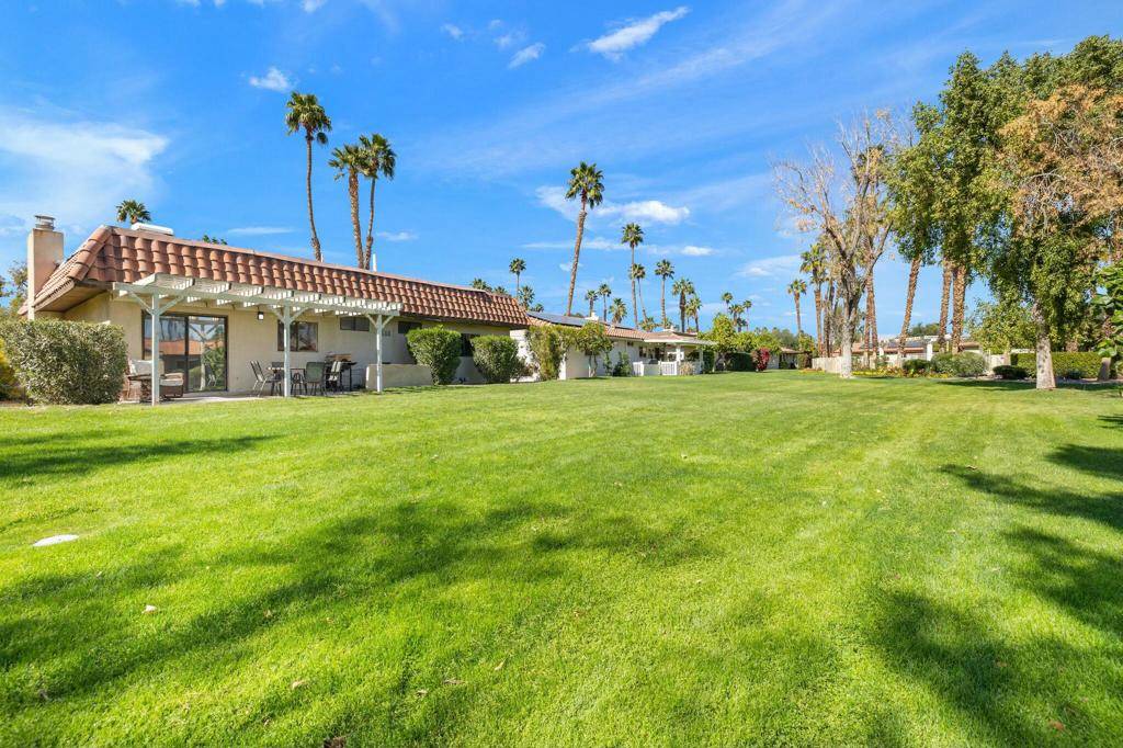Palm Desert, CA 92211,41930 Largo