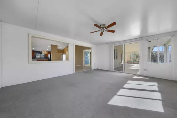 Thousand Palms, CA 92276,73951 White Sands DR
