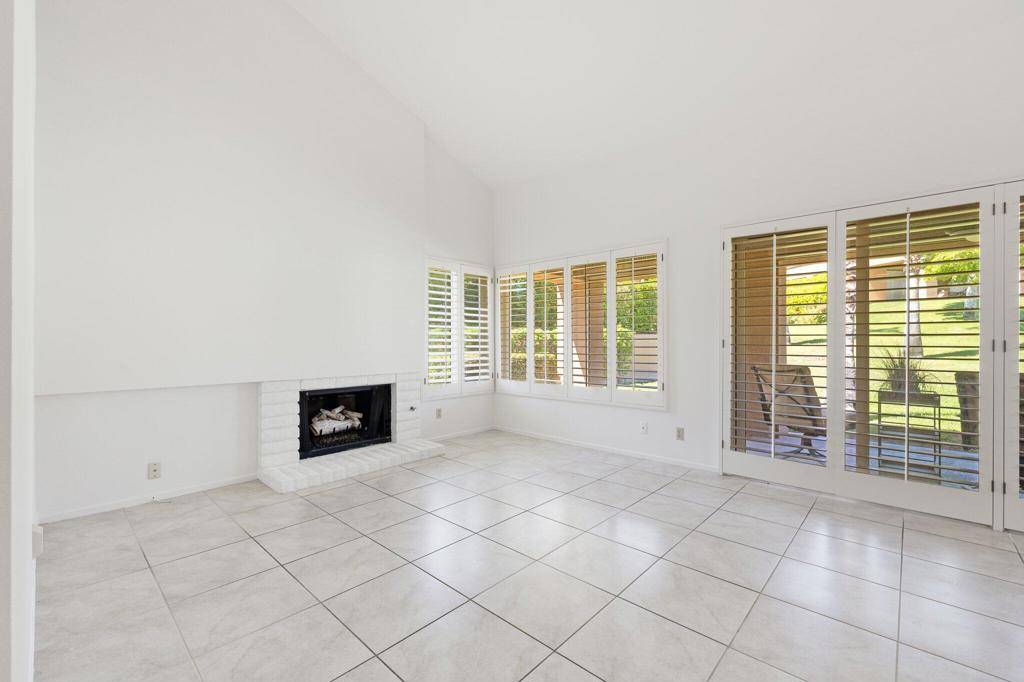 Palm Desert, CA 92260,73481 Poinciana PL