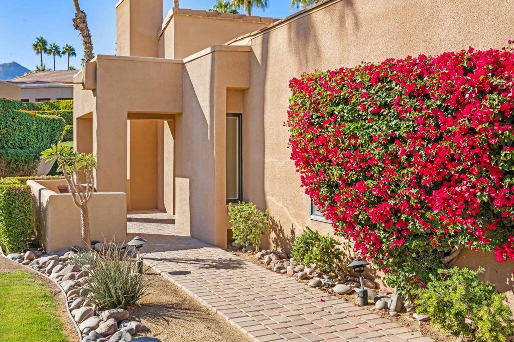 Palm Desert, CA 92260,73481 Poinciana PL